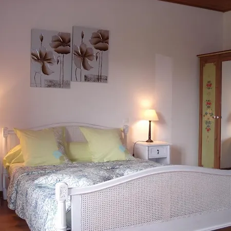 D'hôtes La Haie Fleurie Couette-café